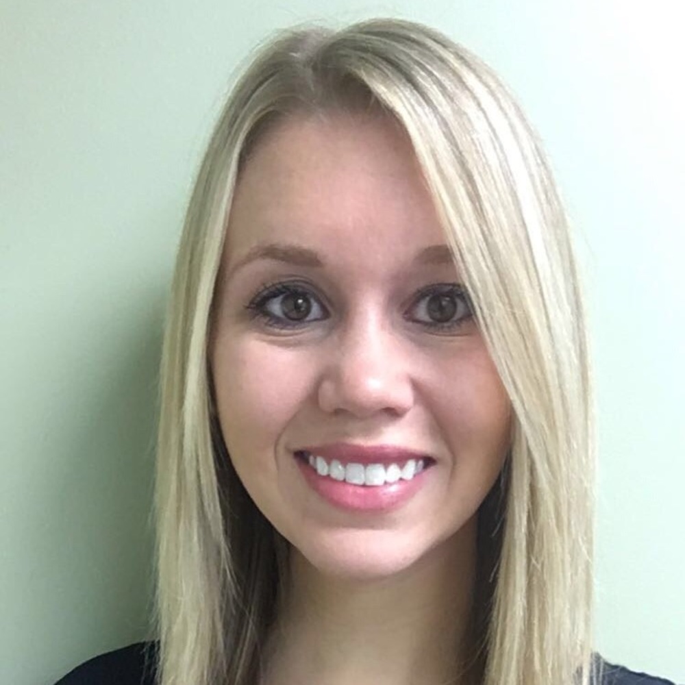 Meet your Posher, Laura